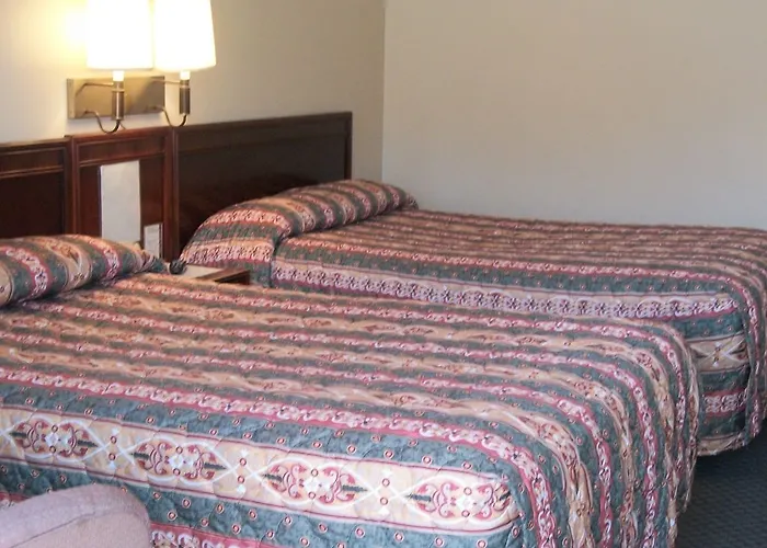 Mohican Little Brown Inn Loudonville